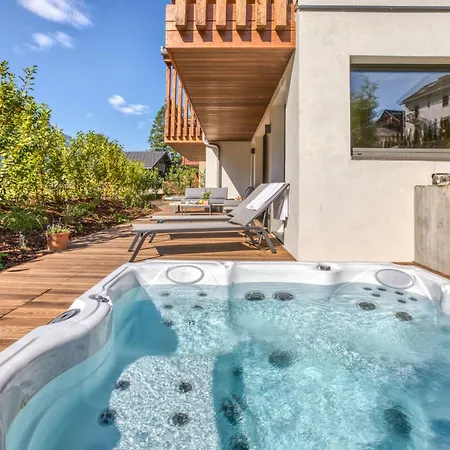 Nordic With Hot Tub In *