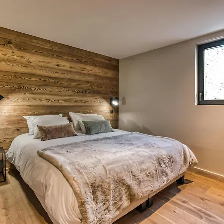 Holiday home Nordic With Hot Tub In *