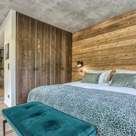 Holiday home Nordic With Hot Tub In *