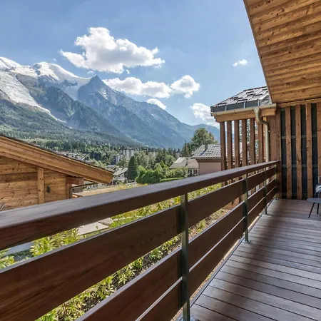 Nordic With Hot Tub In Holiday home *